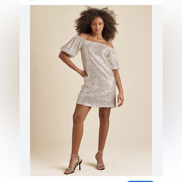 Venus Silver Sequin Cocktail mini Dress 2X on off shoulder short sleeve stretch - Picture 1 of 16